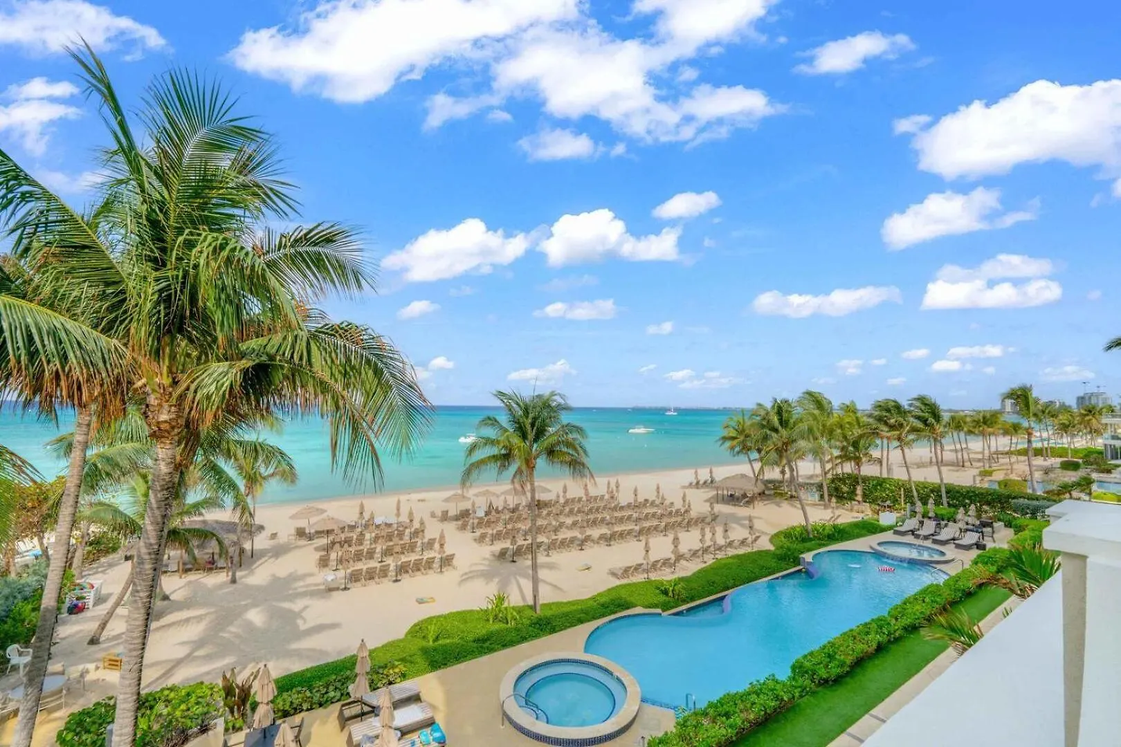 Apartamento Beachcomber 11 George Town Ilhas Cayman